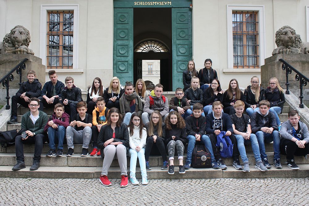 Weimar Gruppenfoto Stadtschloss klein